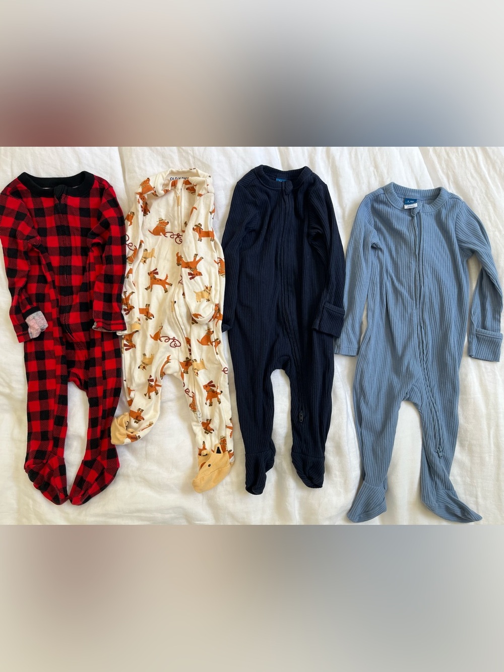 NWOT Old Navy footie pajamas One-Piece onesie Sleepwear - cotton ribbed pattern
